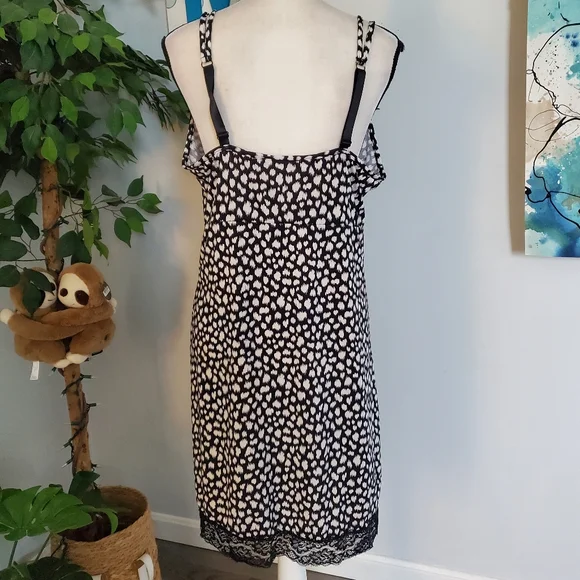 DELTA BURKE Lace Trim Slip Dress Chemise 3X - Picture 4 of 8